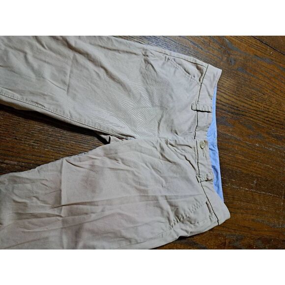 Size 4P JCPenny Flat Front Khaki Tan Capri Pants Skimmers with Pockets Belt Loop - Picture 2 of 4